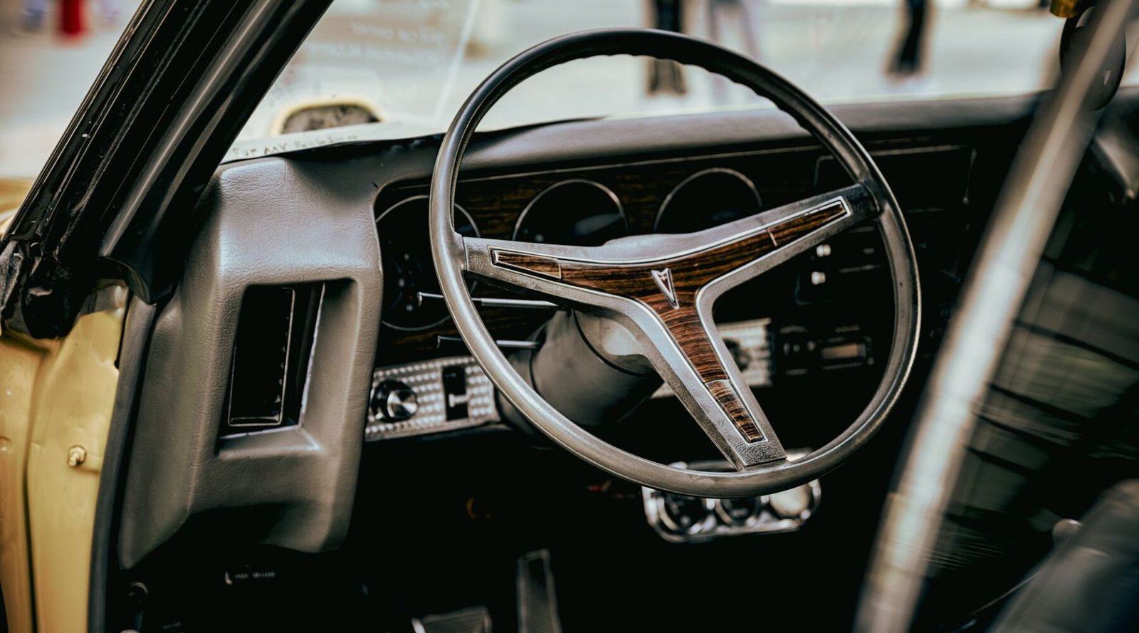The automotive cabins defining modern long-distance comfort