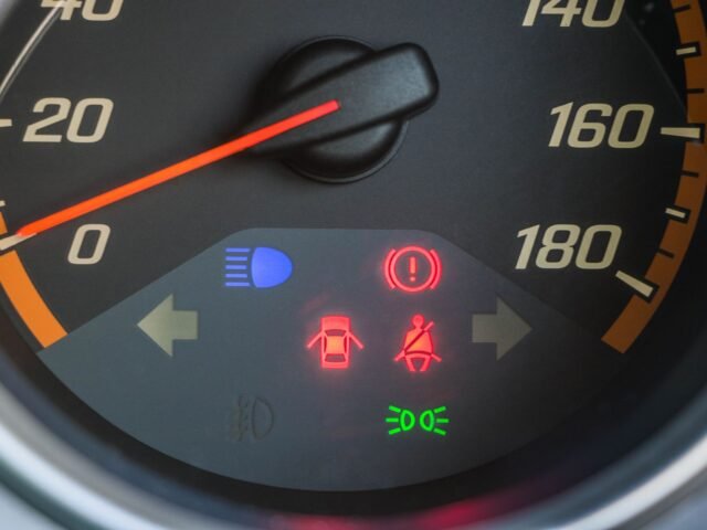 10 warning signs your car needs immediate maintenance