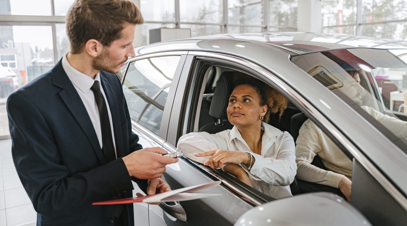 Buying vs. Leasing: A Comprehensive Guide