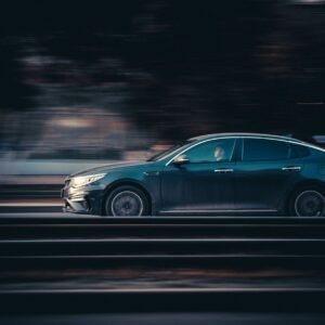Car vibrates when accelerating: causes and solutions