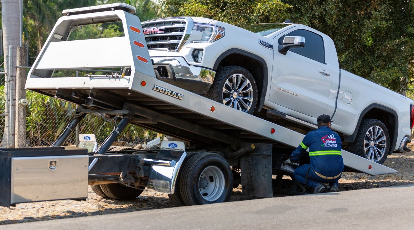 The most capable pickup trucks for towing across every class