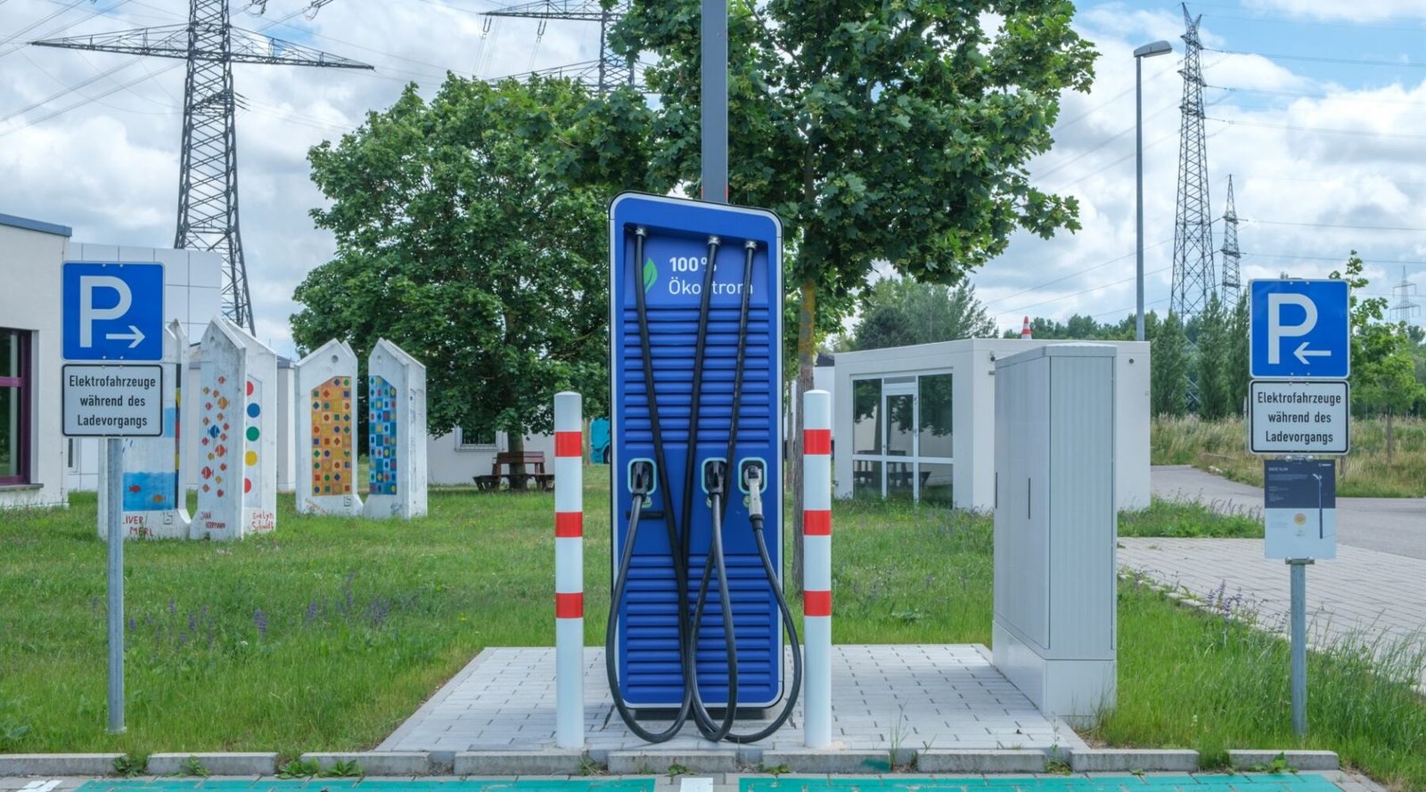 How much does it cost to charge an EV