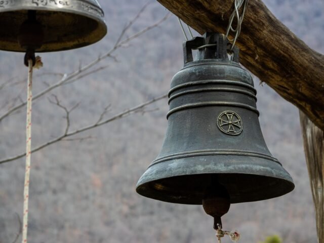 Understanding the bell ringing sound in vehicles