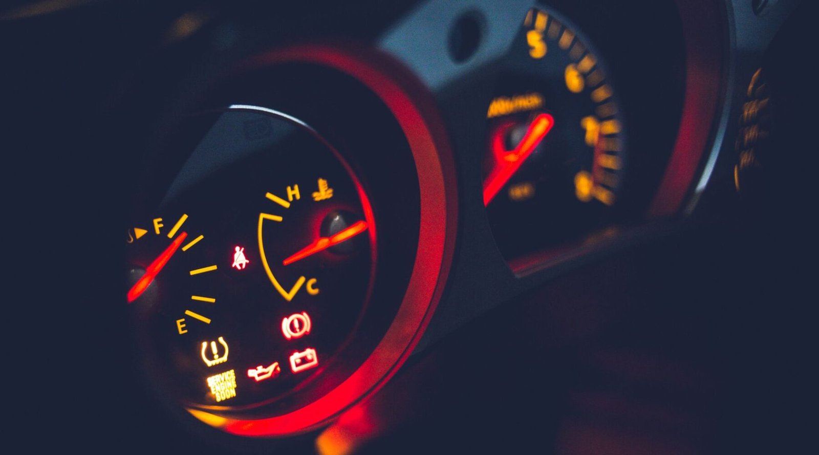 Fuel gauge not working: causes and solutions