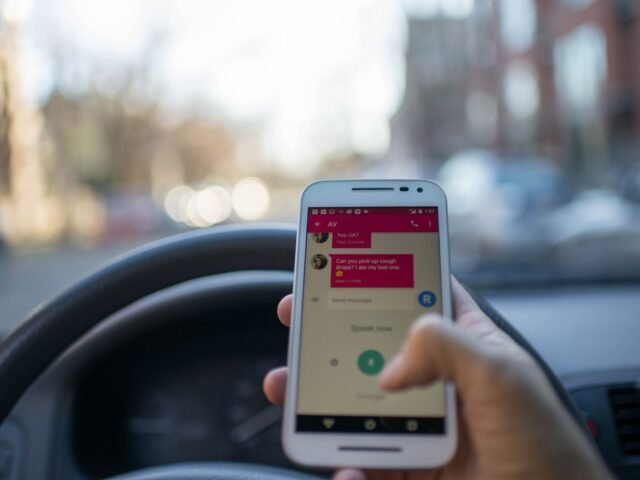 Steering wheel shaking while driving: causes and solutions