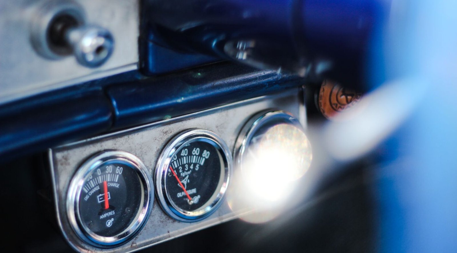 Understanding normal oil pressure in vehicles